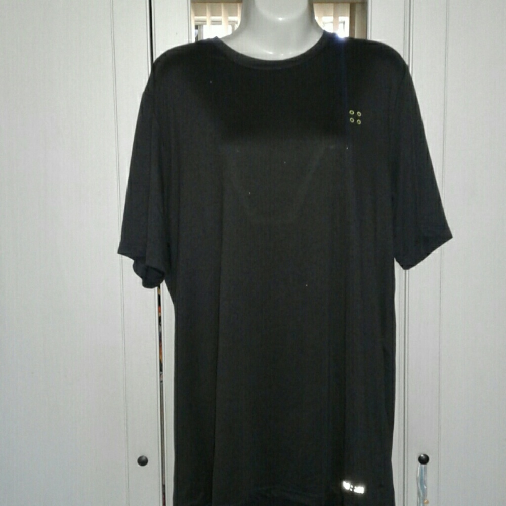 NWT Grand AC SHort Sleeve Shirt
